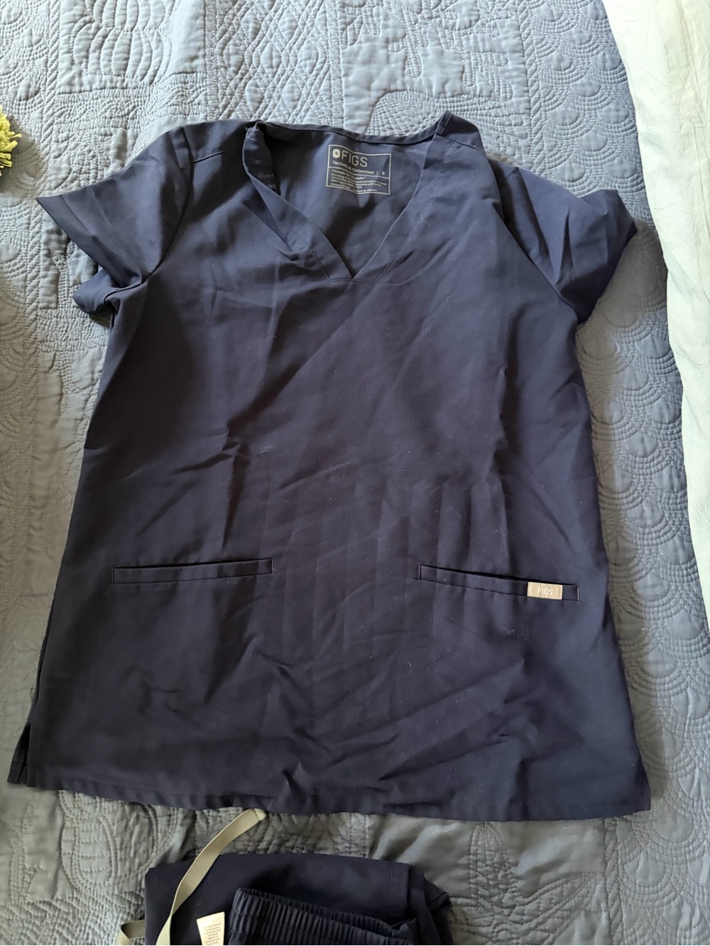 Figs Women's Navy V-Neck Medical Tunic